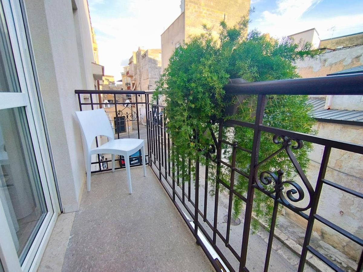 Alcamo Rooms Con Garage Privato Exteriér fotografie
